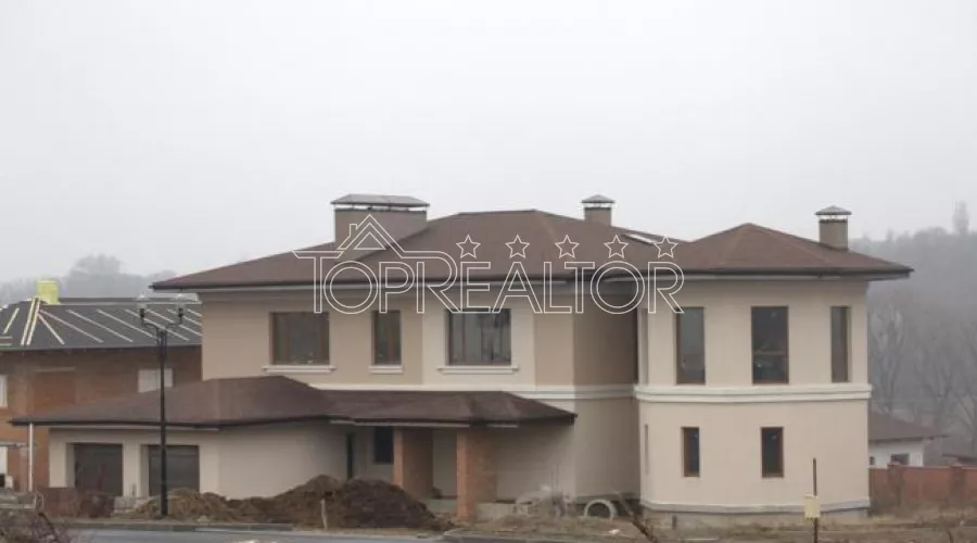 3-поверховий недобудований будинок у котеджному селищі Флоринка-1 | Toprealtor