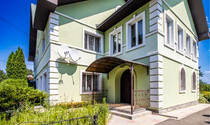 Затишний будинок у ближньому передмісті в сел. Санаторій Роща | Toprealtor