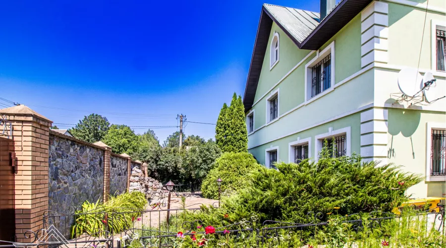 Затишний будинок у ближньому передмісті в сел. Санаторій Роща | Toprealtor