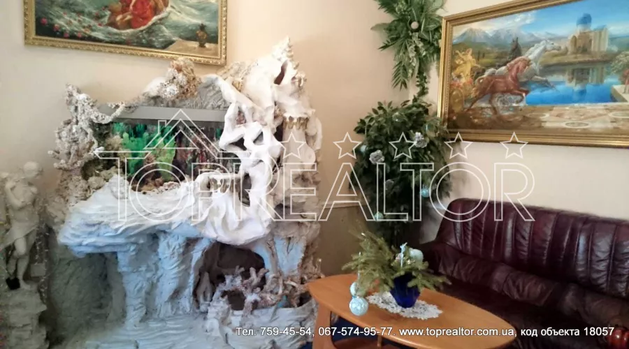 4-поверховий будинок у закритому котеджному селищі на Флоринці-1 | Toprealtor