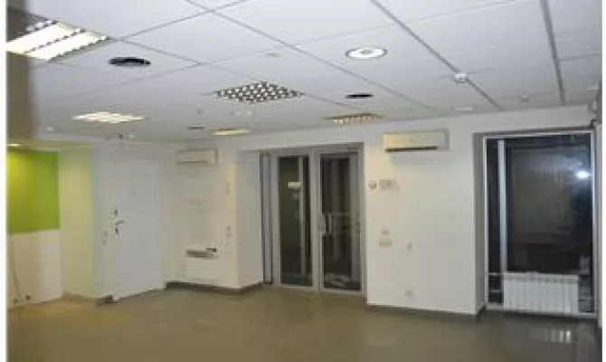 Нежитлове приміщення на 1-му поверсі | Toprealtor