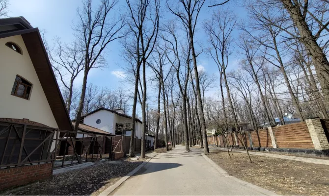 Продам ділянку 20 соток в котеджному селищі Парк-Хаус | Toprealtor